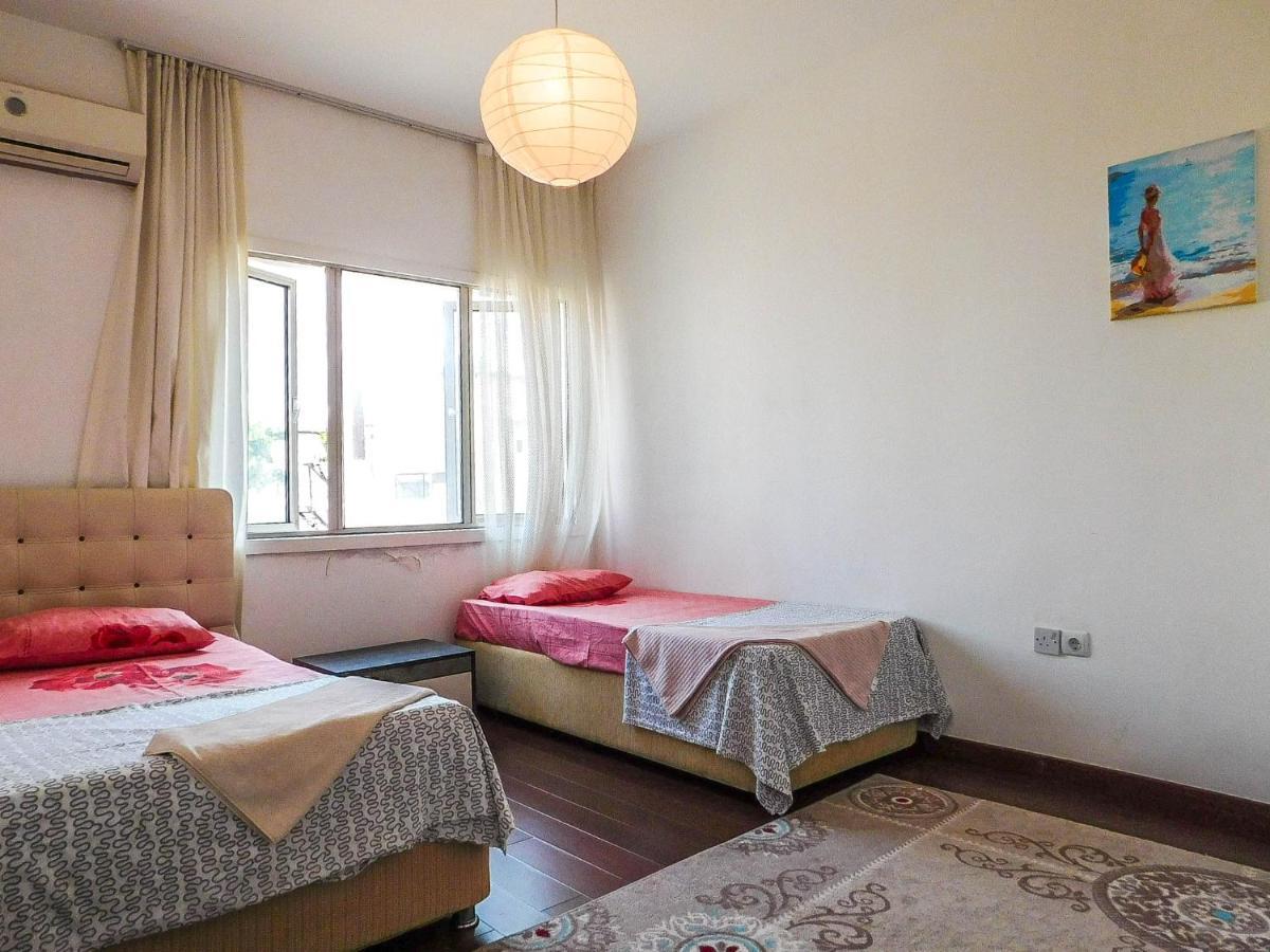 Rix Apartments Кирения Экстерьер фото