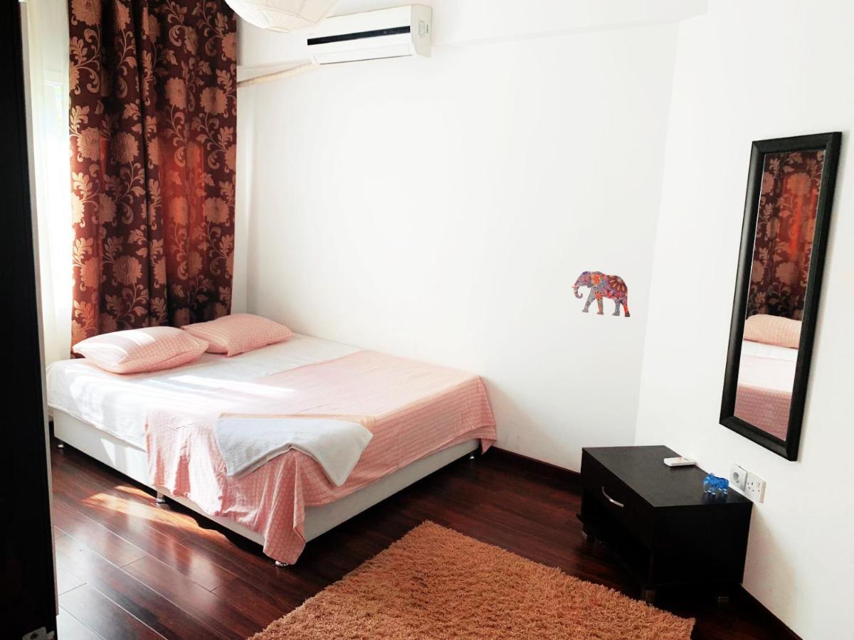 Rix Apartments Кирения Экстерьер фото
