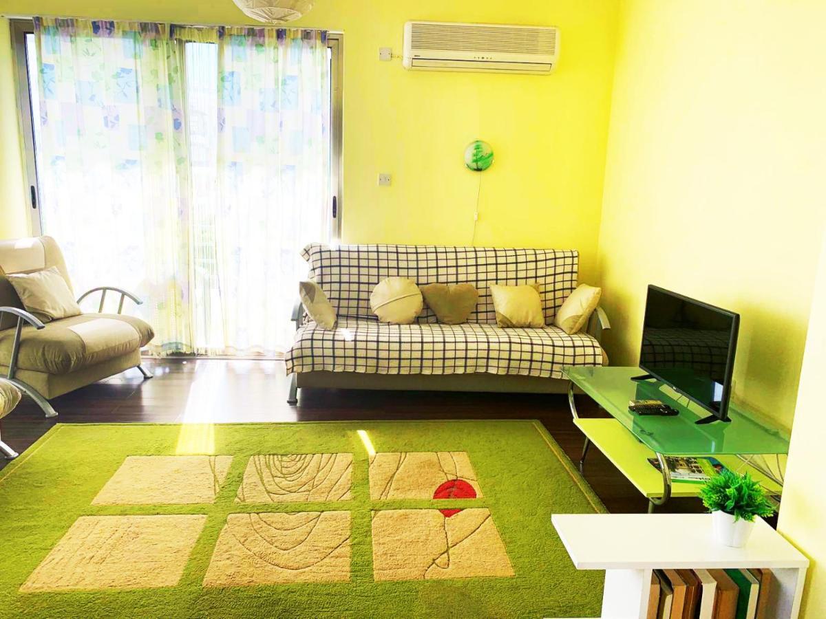 Rix Apartments Кирения Экстерьер фото